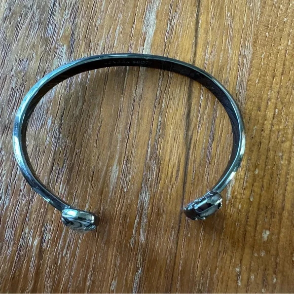 Kendra Scott Elton pinch cuff bracelet in gunmetal-tone w/ abalone shell stones - Picture 6 of 10